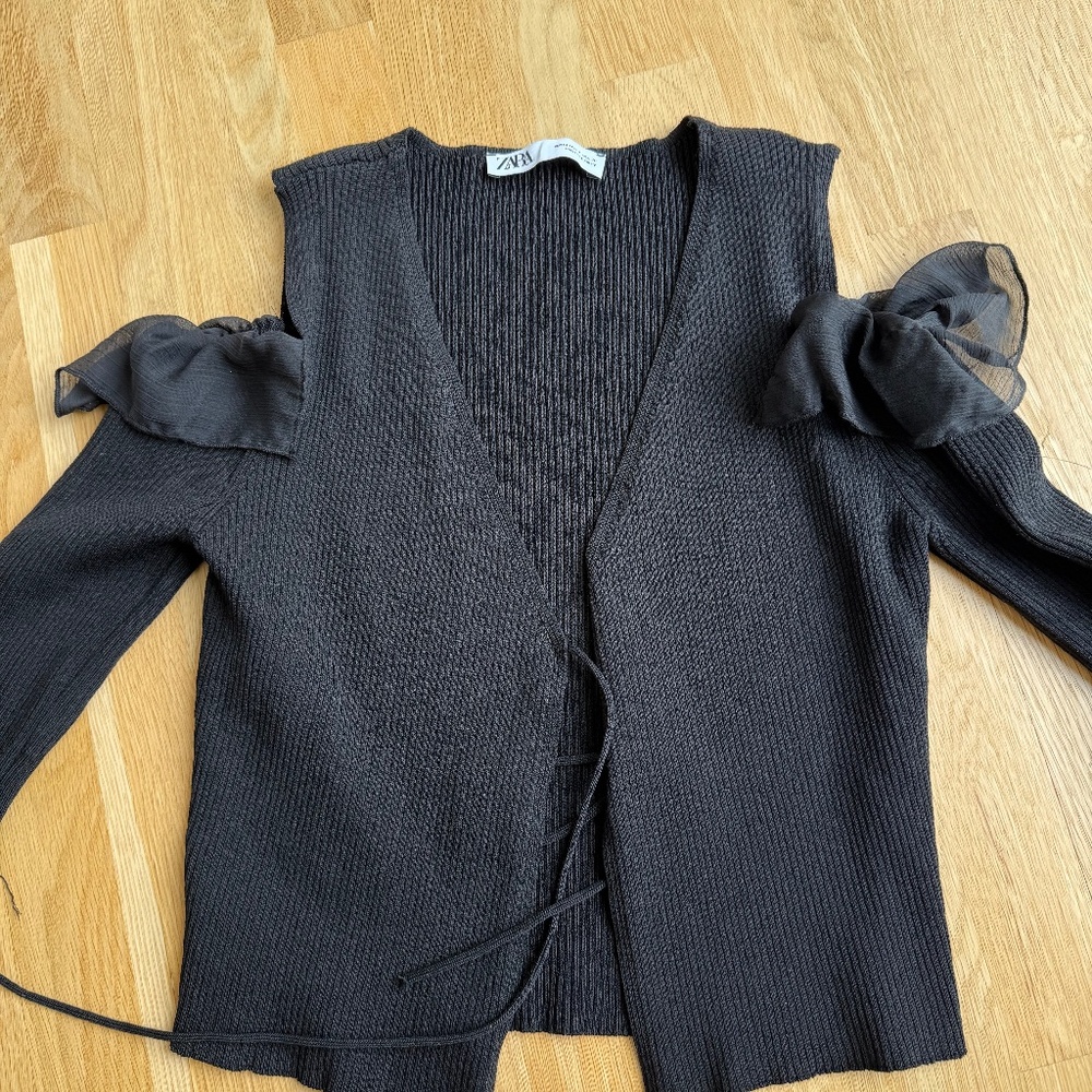 Zara Black  Bare Shoulder Cardigan Size M